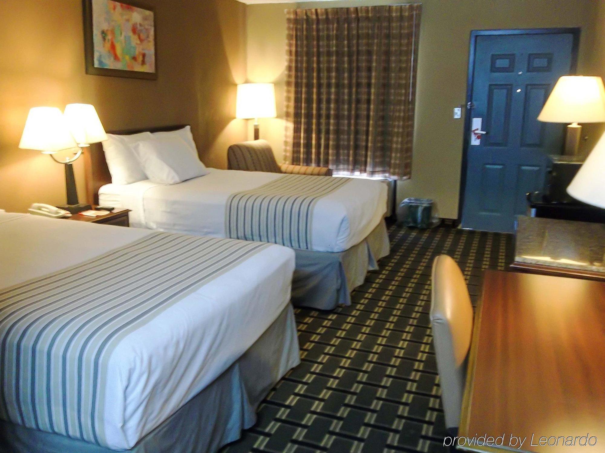 Econo Lodge Акворт Екстер'єр фото